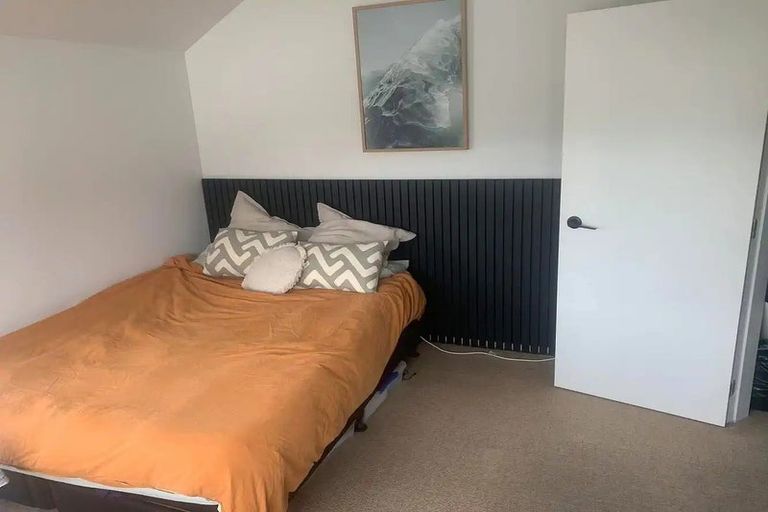 Photo of property in 3/131 Queens Drive, Lyall Bay, Wellington, 6022