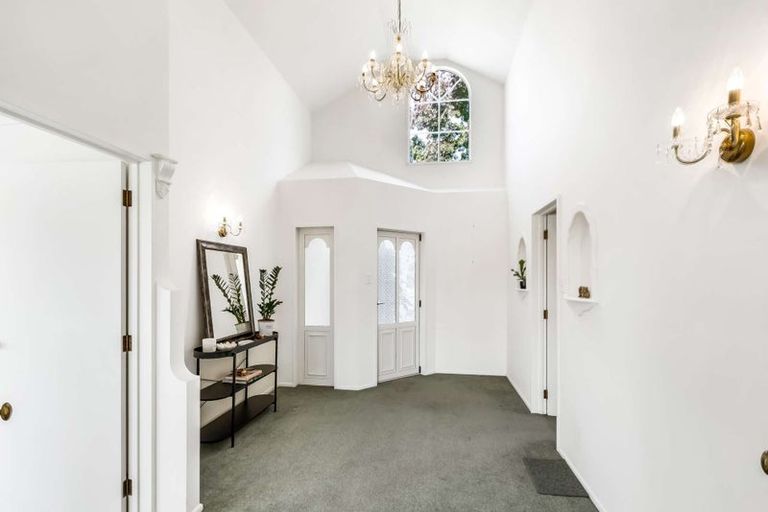 Photo of property in 43 Aotea Crescent, Gore, 9710