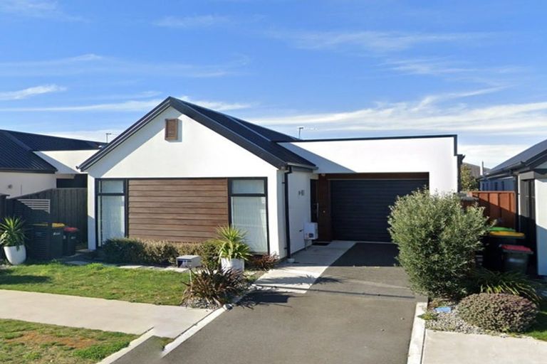 Photo of property in 67 Faringdon Boulevard, Rolleston, 7615