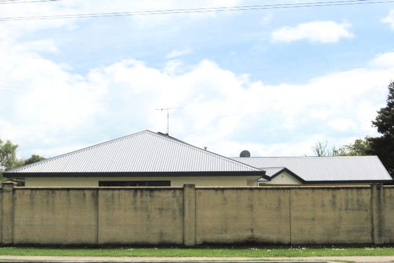 Photo of property in 82d Kawaha Point Road, Kawaha Point, Rotorua, 3010