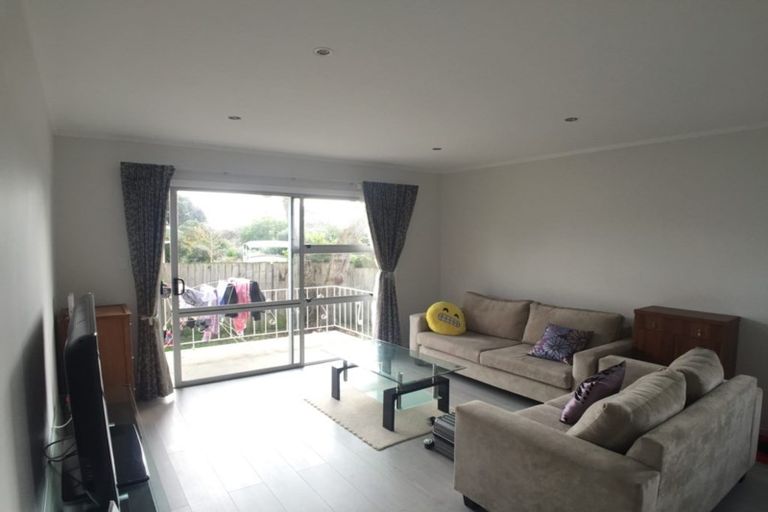 Photo of property in 94 Lynwood Road, New Lynn, Auckland, 0600