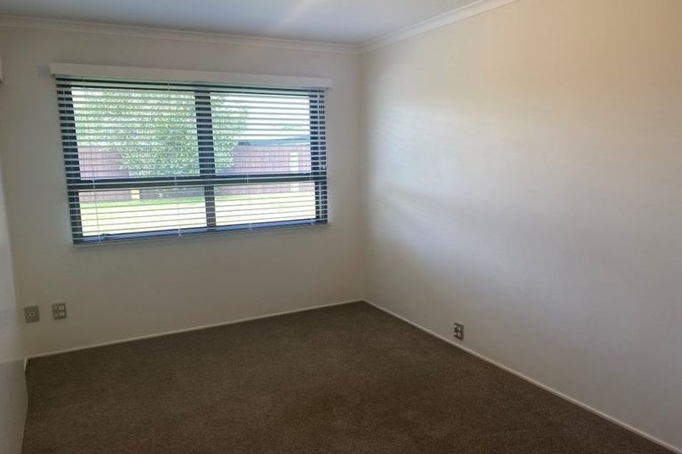 Photo of property in 10 Berwick Place, Mount Maunganui, 3116