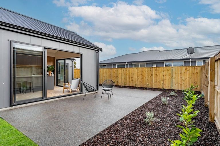 Photo of property in 6 Farley Avenue, Greytown, 5712