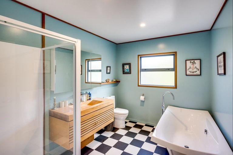 Photo of property in 43 Shoal Beach Road, Aramoana, Waipawa, 4271