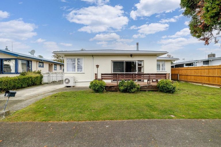 Photo of property in 5 Hartley Place, Awapuni, Palmerston North, 4412