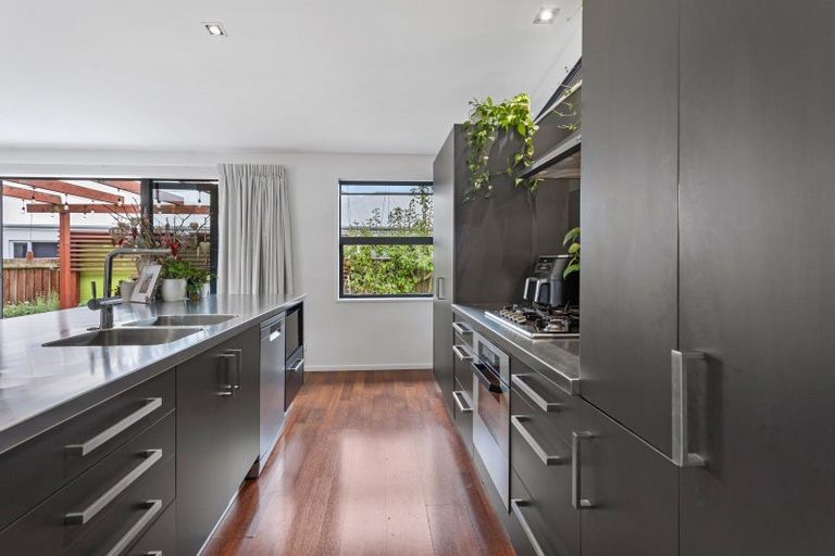 Photo of property in 3 Riverwood Boulevard, Redwood, Christchurch, 8051