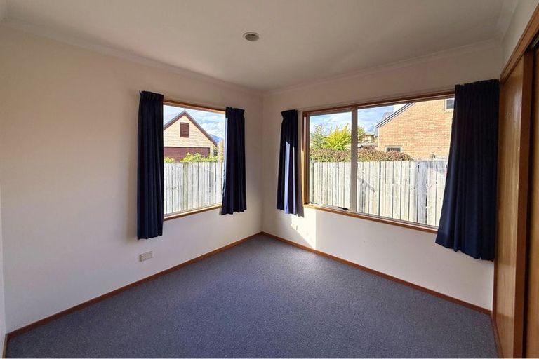 Photo of property in 42 Meadowstone Drive, Wanaka, 9305