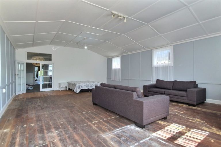 Photo of property in 47 Kenilworth Street, Waipawa, 4210