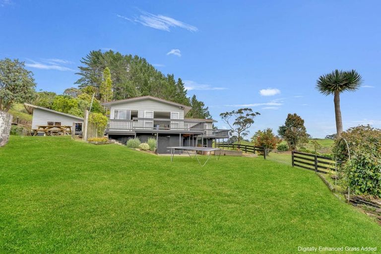 Photo of property in 661 Waihue Road, Parore, Dargaville, 0372