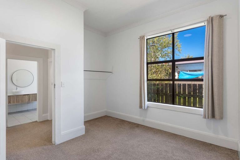 Photo of property in 2 Cobden Street, Gisborne, 4010