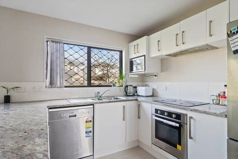 Photo of property in 5 Morewood Lane, Favona, Auckland, 2024