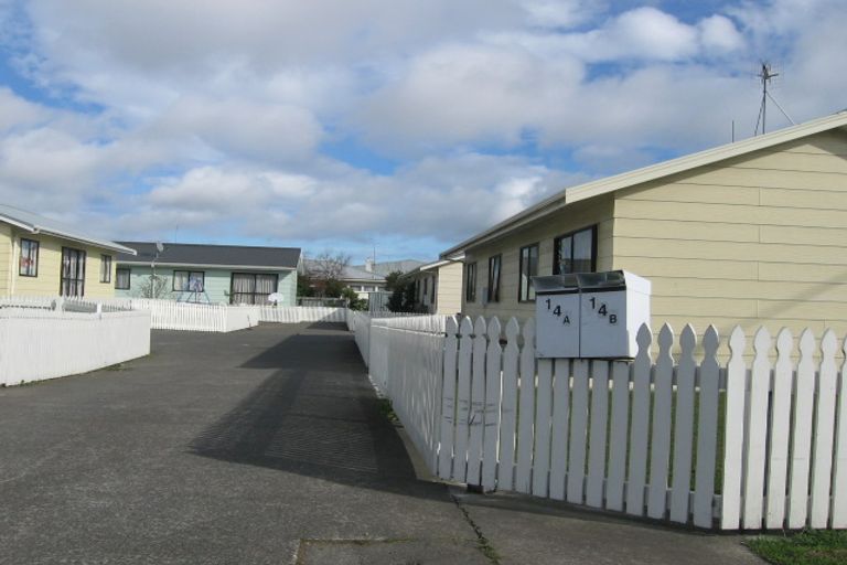 Photo of property in 12-14 Milson Line, Roslyn, Palmerston North, 4414