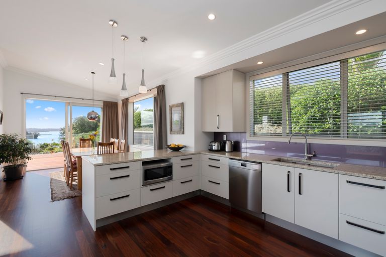 Photo of property in 32 Fuller Terrace, Kerikeri, 0230