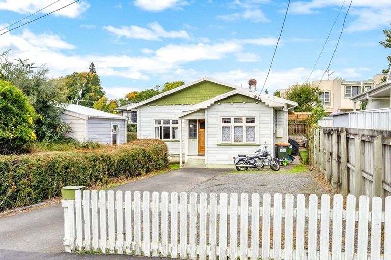 Photo of property in 15 Carlyle Street, North East Valley, Dunedin, 9010