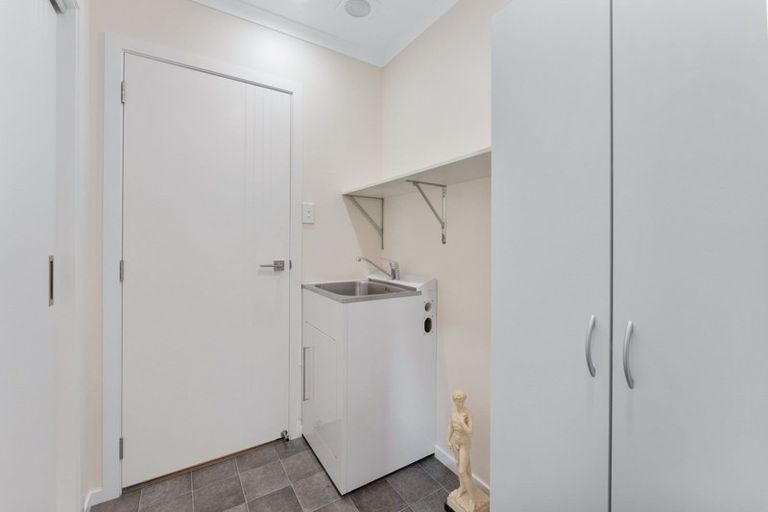 Photo of property in 1147a Fergusson Drive, Clouston Park, Upper Hutt, 5018
