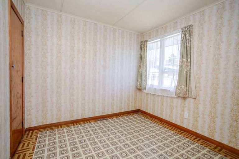 Photo of property in 5 Empire Street, Dannevirke, 4930