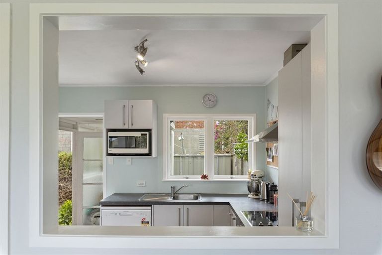 Photo of property in 3/40 Lake Road, Narrow Neck, Auckland, 0624
