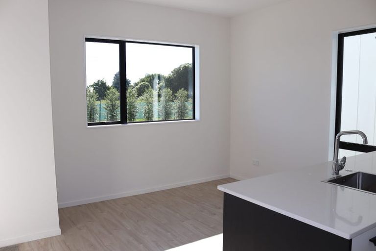 Photo of property in 149 Grove Road, Papakura, 2110