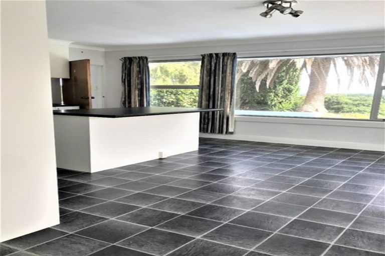 Photo of property in 1ra Ngapeke Road, Welcome Bay, Tauranga, 3175