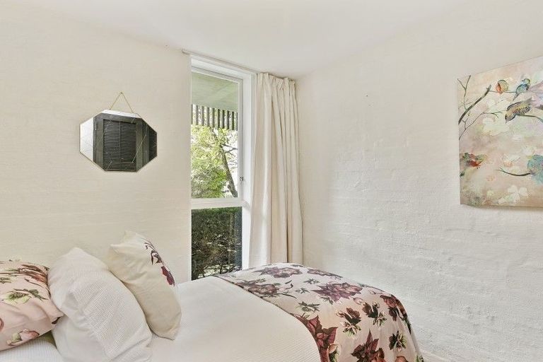 Photo of property in 141i Churton Drive, Churton Park, Wellington, 6037