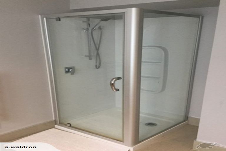 Photo of property in 79 Hinau Street, Riccarton, Christchurch, 8041