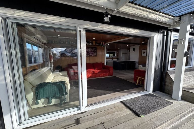 Photo of property in 41 Coleman Avenue, Waverley, 4591