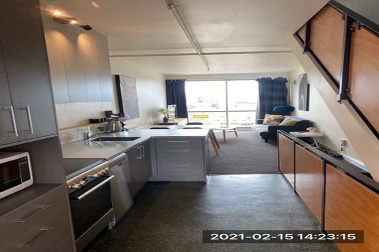 Photo of property in Qba Apartments, 4s/51 Webb Street, Mount Cook, Wellington, 6011