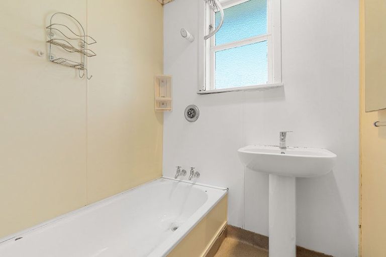 Photo of property in 4 Kuratawhiti Street, Greytown, 5712