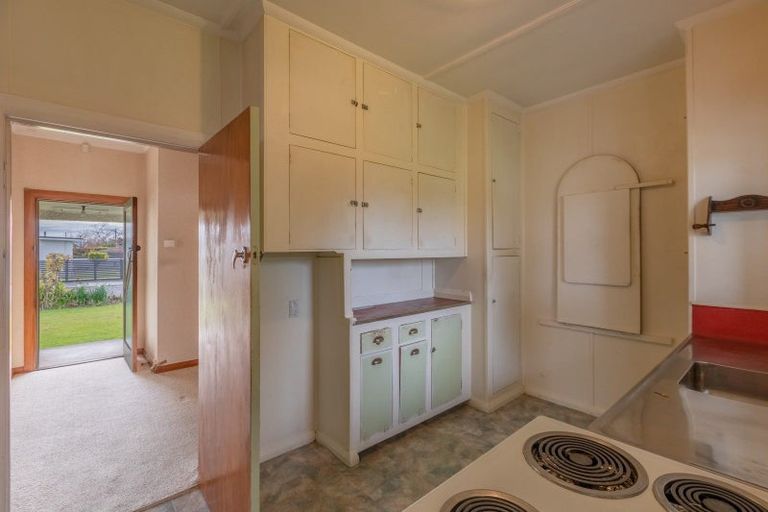 Photo of property in 30 Anzac Avenue, Onekawa, Napier, 4110