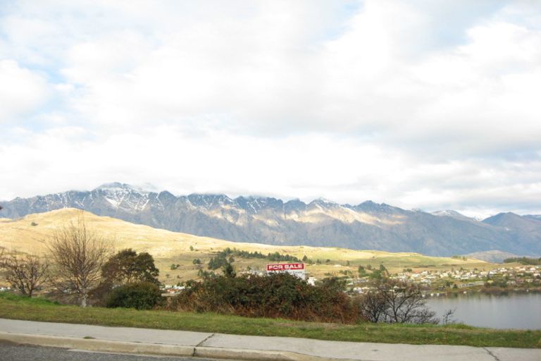 Photo of property in 79 Panorama Terrace, Queenstown, 9300