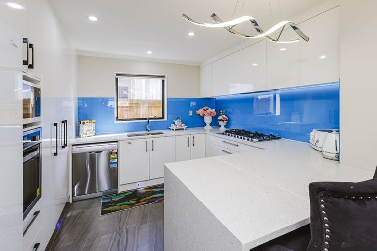 Photo of property in 9 Landon Avenue, Mangere East, Auckland, 2024