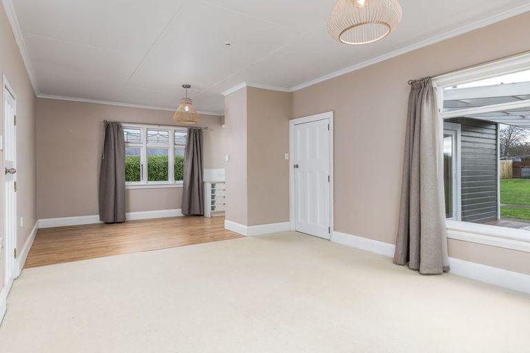 Photo of property in 8 Herbert Street, Waimate, 7924