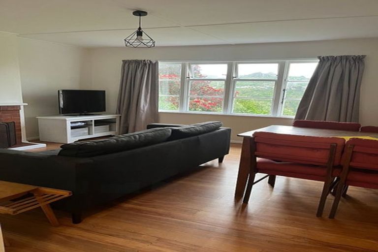 Photo of property in 28 Warwick Street, Wilton, Wellington, 6012