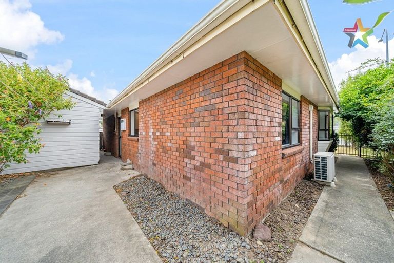 Photo of property in 286f1- Fergusson Drive, Heretaunga, Upper Hutt, 5018