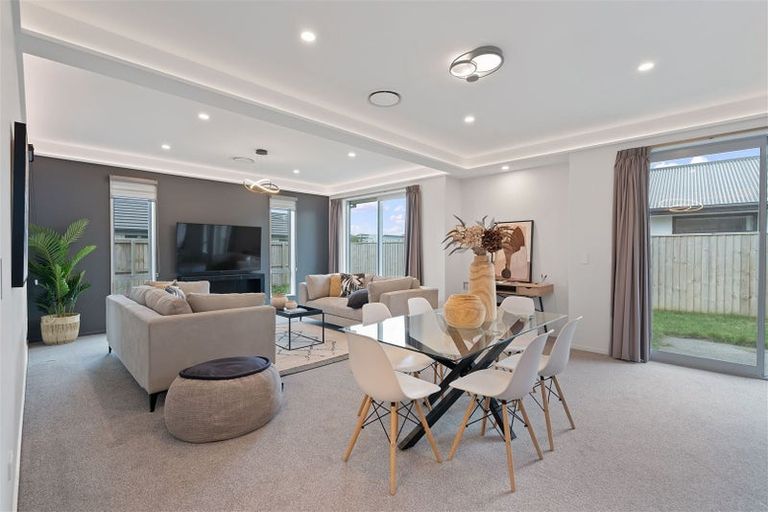 Photo of property in 5 Fox Lane, Rolleston, 7615