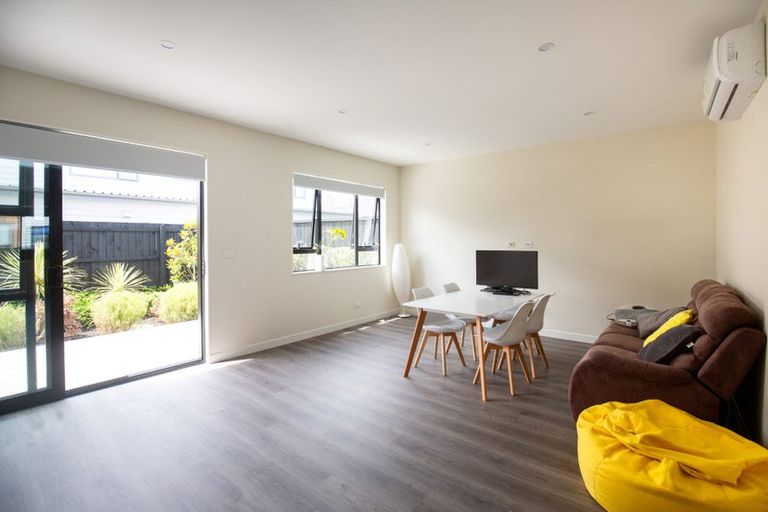 Photo of property in 21b Lumbarda Drive, Kumeu, 0810