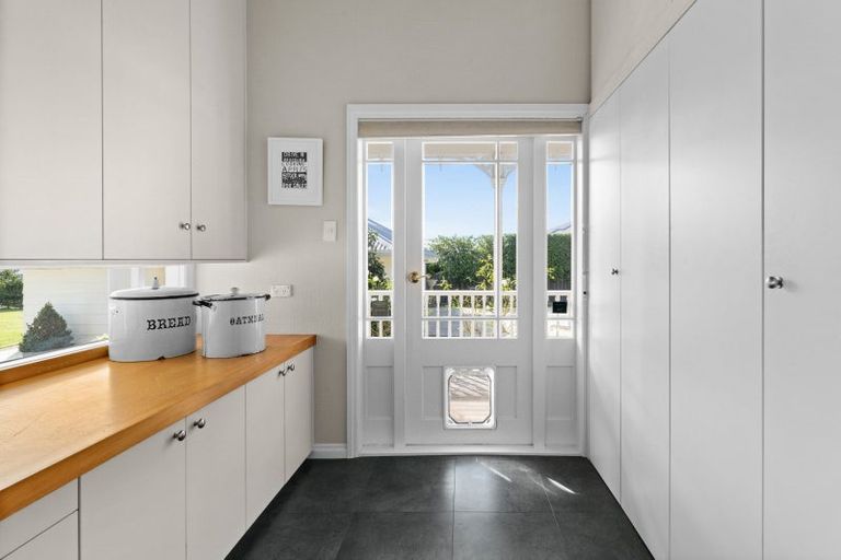 Photo of property in 47 Arataki Road, Havelock North, 4130