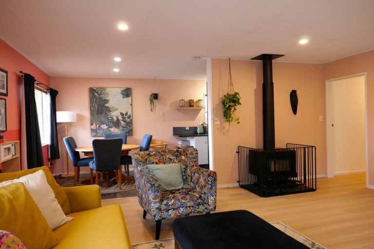 Photo of property in 95a Renown Road, Raumati South, Paraparaumu, 5032