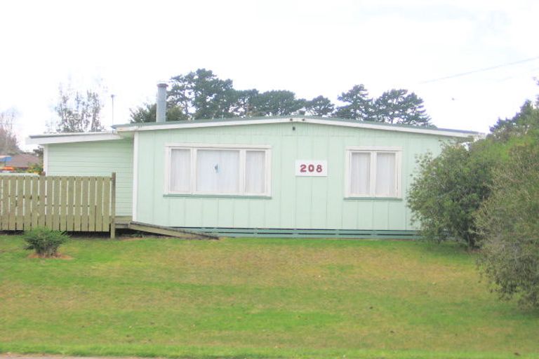 Photo of property in 208 Otahu Road, Whangamata, 3620