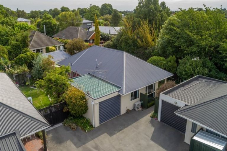 Photo of property in 215 Wairakei Road, Bryndwr, Christchurch, 8053