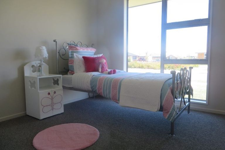 Photo of property in 17 Ridgeway Avenue, Rolleston, 7615