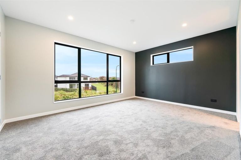 Photo of property in 18 Francesco Drive, Karaka, Papakura, 2113
