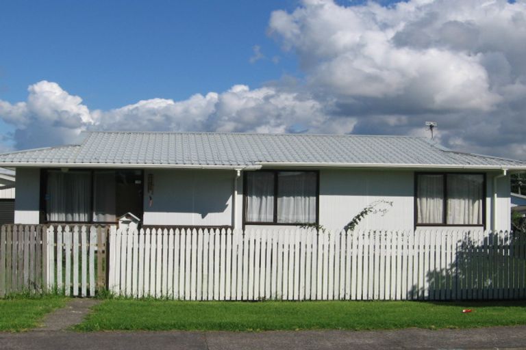 Photo of property in 4 Starforth Place, Henderson, Auckland, 0612