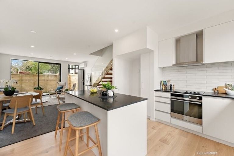 Photo of property in 11/13 Fancourt Street, Karori, Wellington, 6012