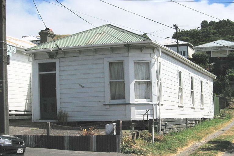 Photo of property in 360-362 Adelaide Road, Newtown, Wellington, 6021