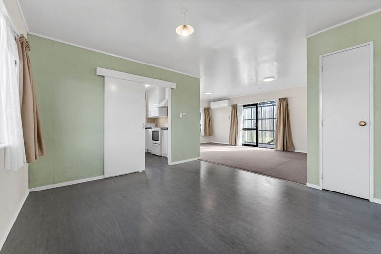 Photo of property in 9b Boundary Road, Opaheke, Papakura, 2113