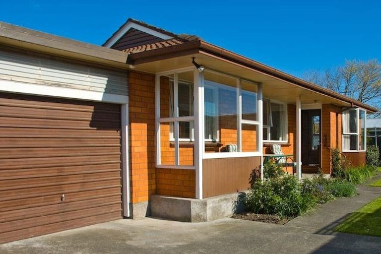 Photo of property in 393 Harewood Road, Bishopdale, Christchurch, 8053