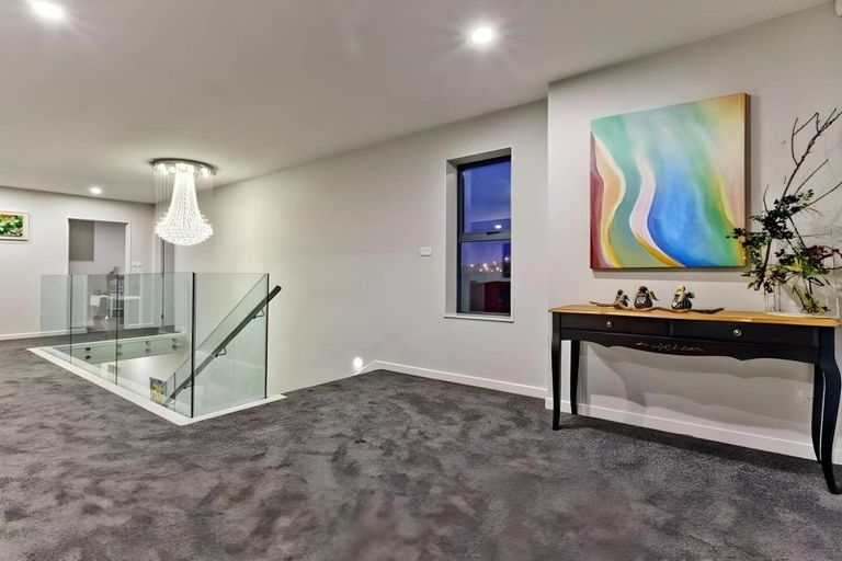 Photo of property in 56 Huntington Park Drive, Greenhithe, Auckland, 0632