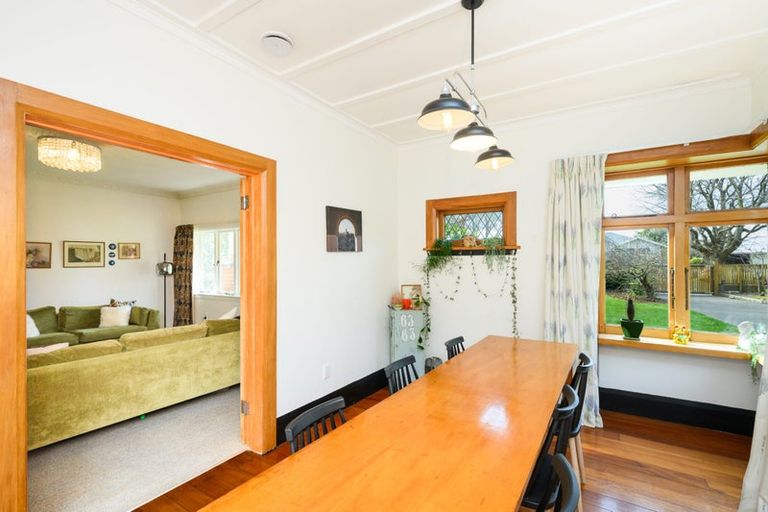 Photo of property in 30 Rangitane Street, Palmerston North, 4414