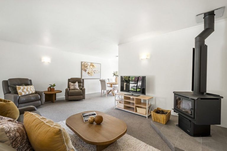 Photo of property in 20 Kennedy Road, Dairy Flat, Albany, 0792